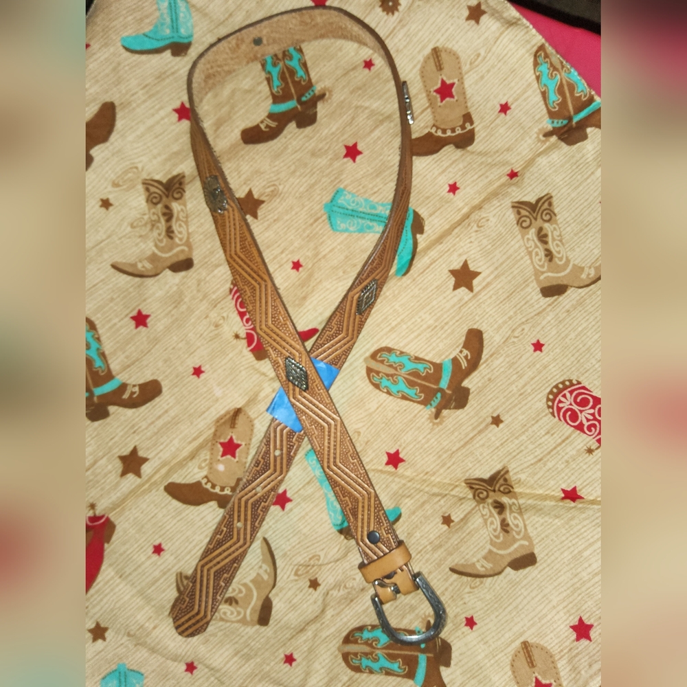 Women's Vtg Justin Boots Western Belt with Native American Geometric Design